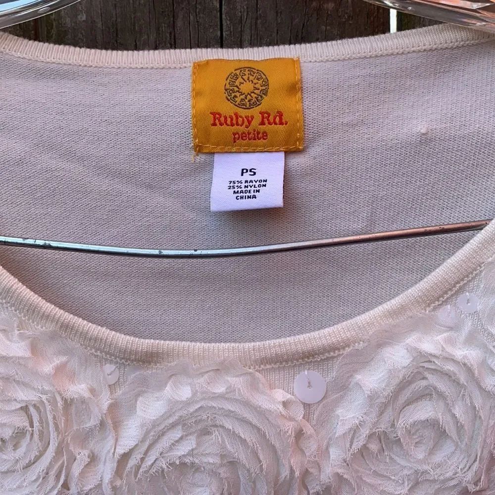Ruby Rd. Floral top sz. Small petite - Picture 2 of 2